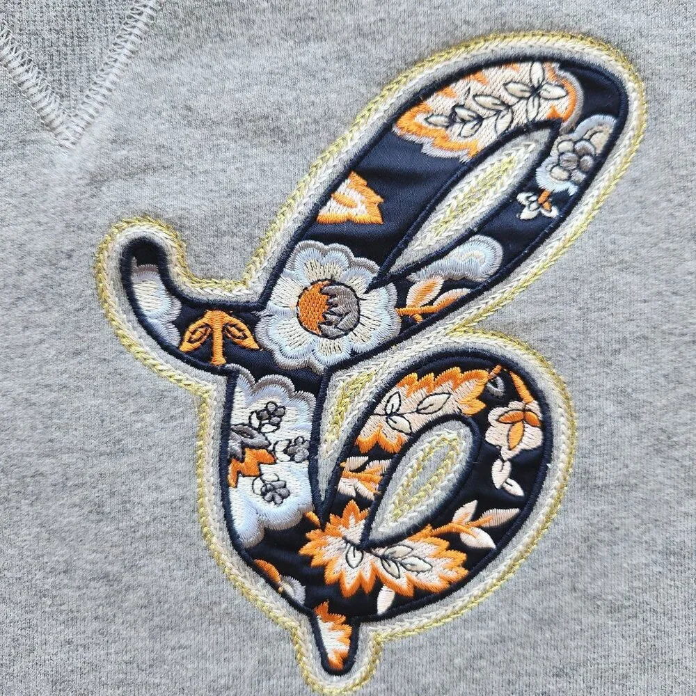 Gray Cropped Sweatshirt New York Floral Patches Upcycled Cute Casual Gym Sporty - Picture 8 of 11